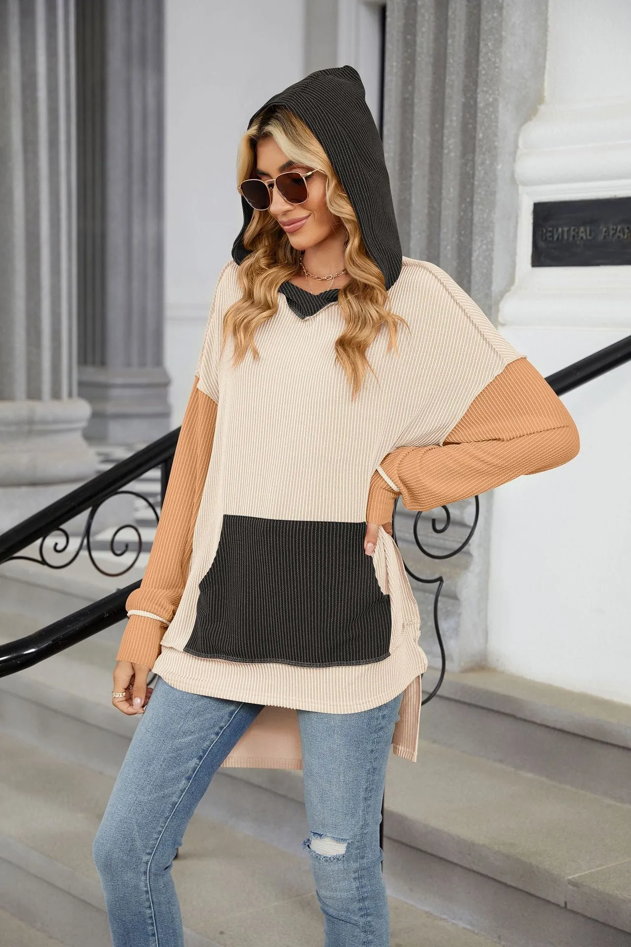 Contrasting Pockets Long Sleeves Loose Hooded Sweater