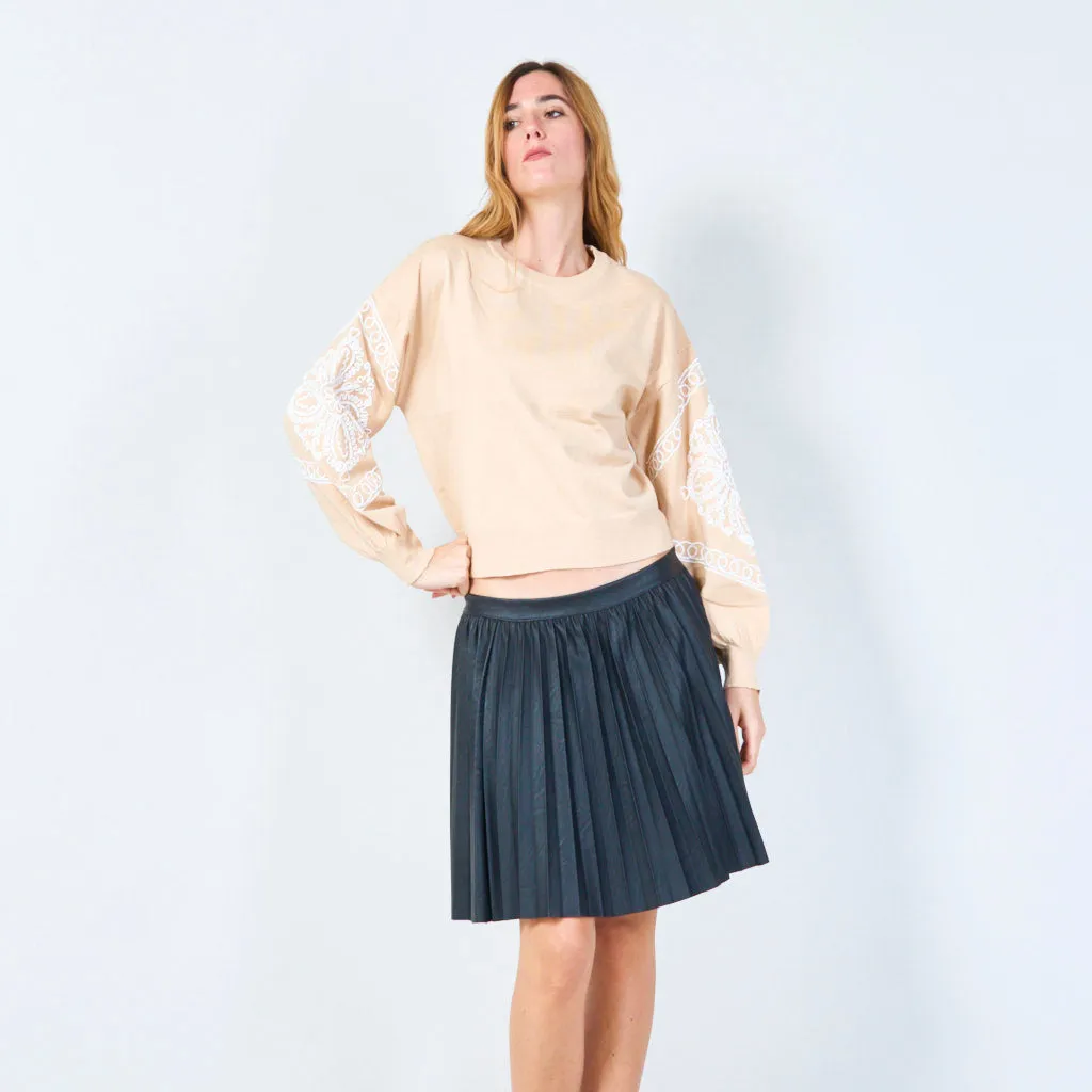 Embroidered sleeve pullover sweater wholesale