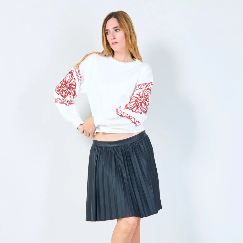 Embroidered sleeve pullover sweater wholesale
