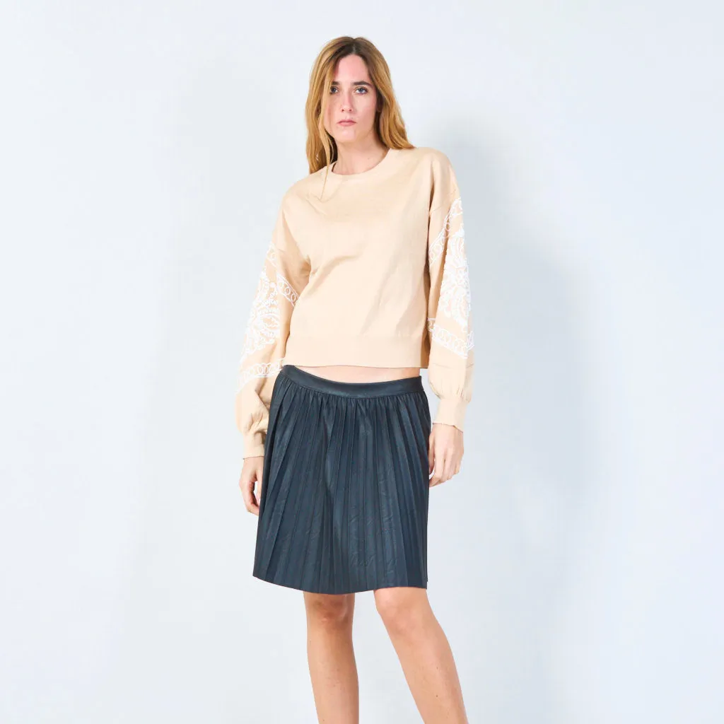 Embroidered sleeve pullover sweater wholesale
