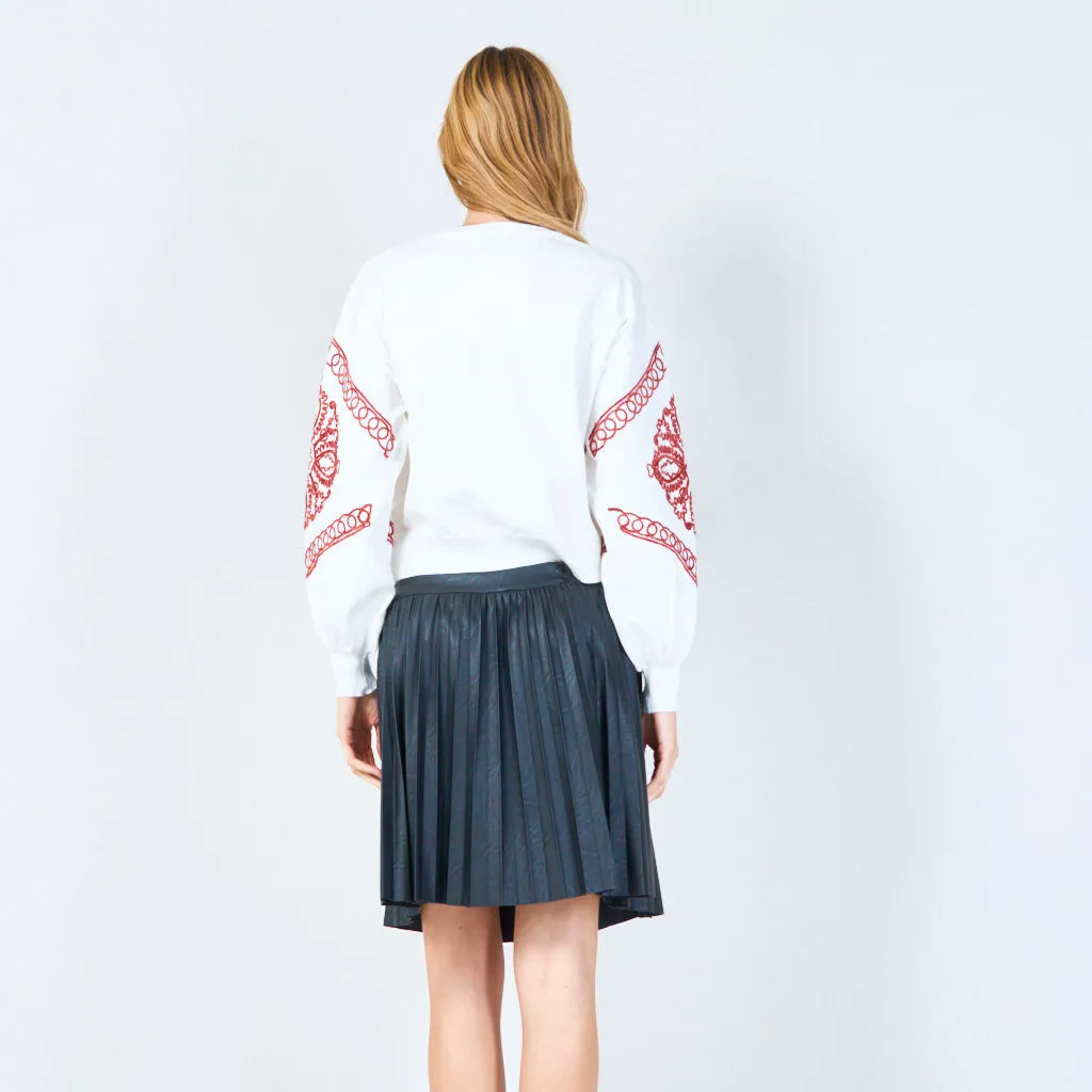 Embroidered sleeve pullover sweater wholesale