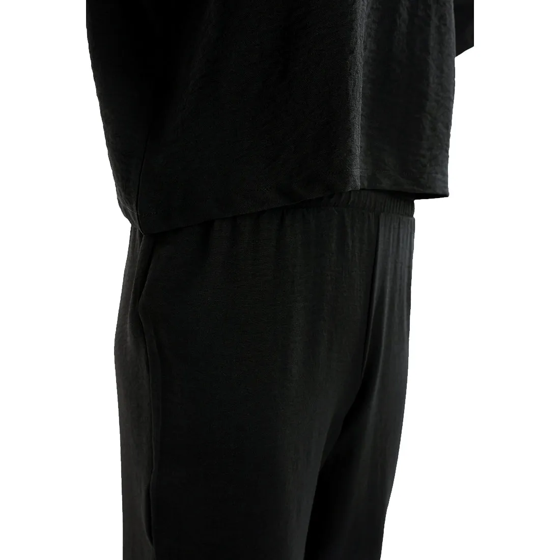 Half Sleeves Top & Capris Coord Set