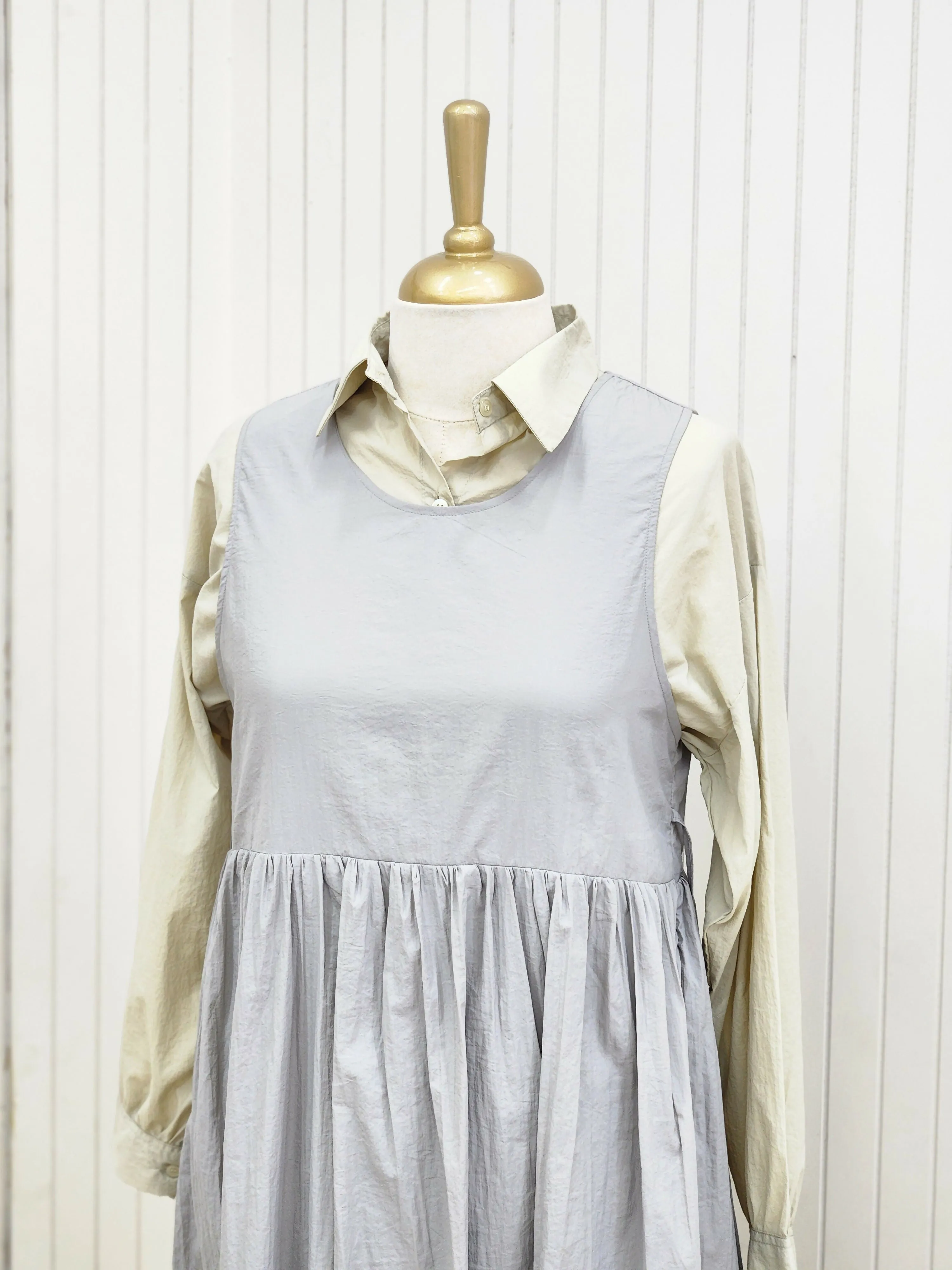 Imported western top moon mist and light gray