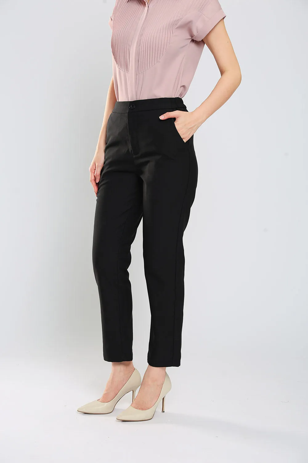 Monalise Tailored Pants in Black