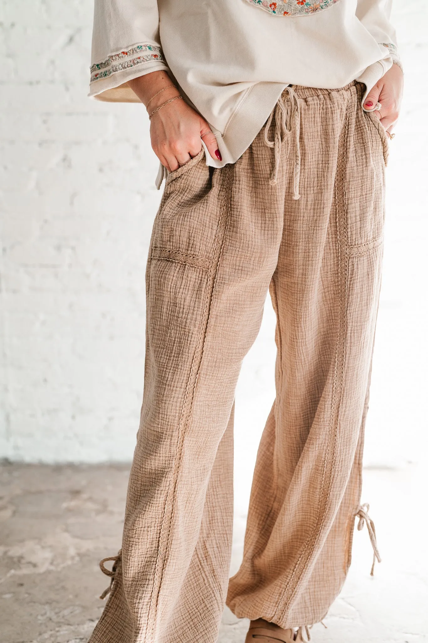 October Oaks Gauze Balloon Pants
