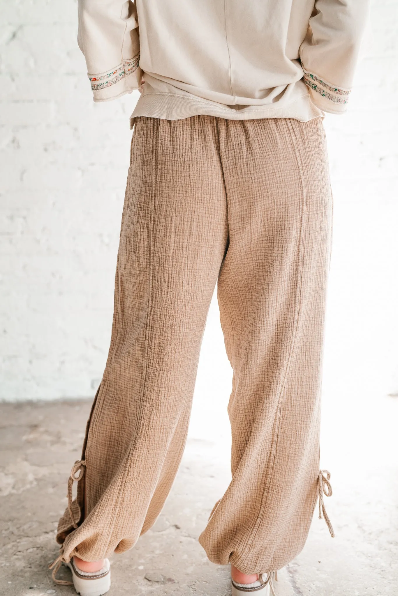October Oaks Gauze Balloon Pants