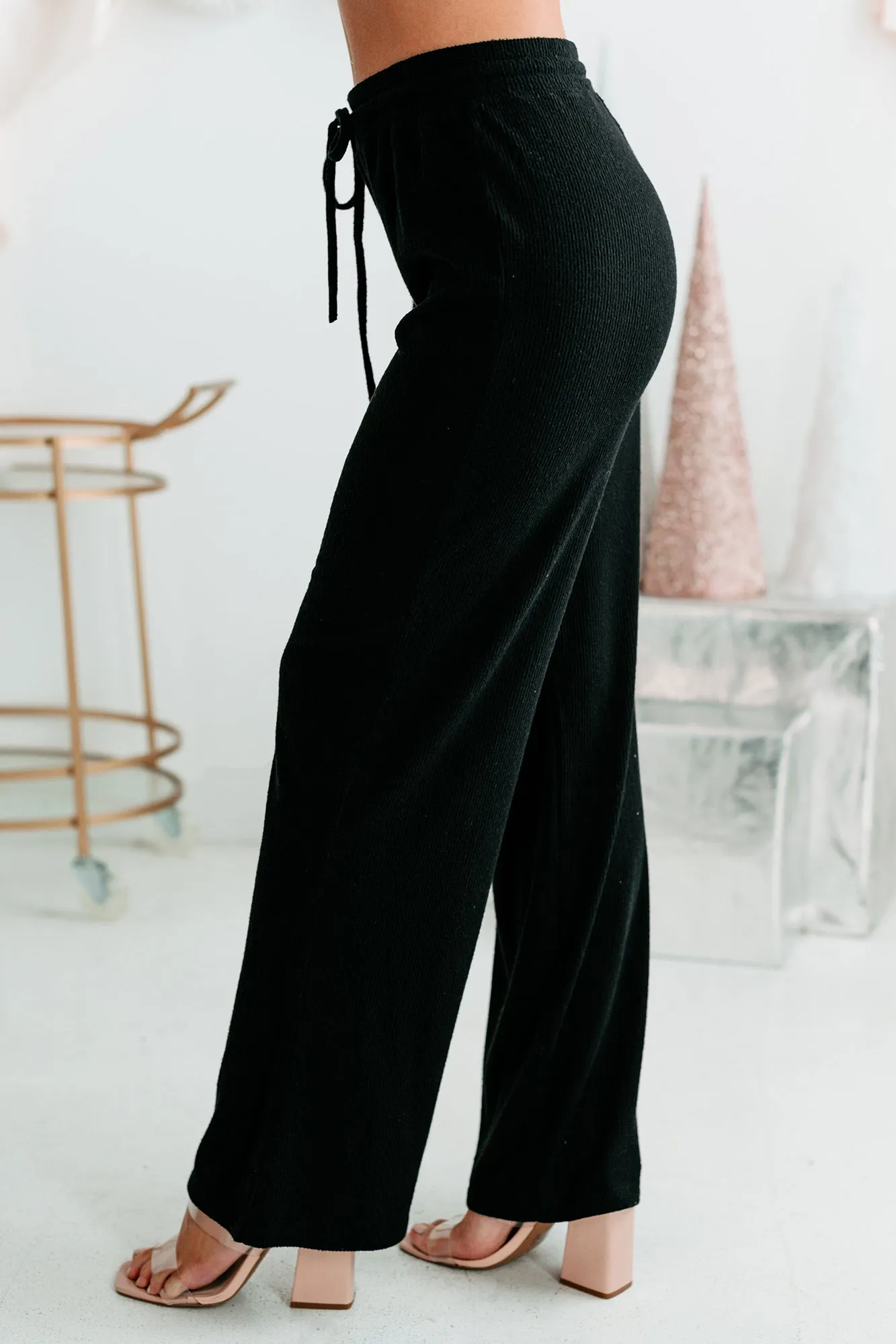 Quick Snooze Ribbed Crop Top & Pants Set (Black)