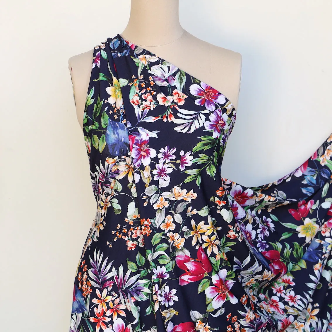 Silva's Garden Navy
