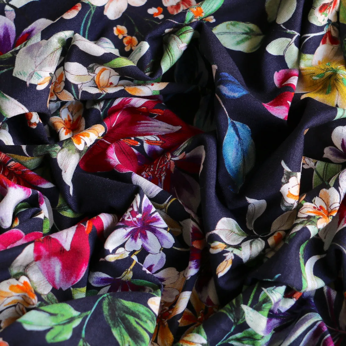 Silva's Garden Navy