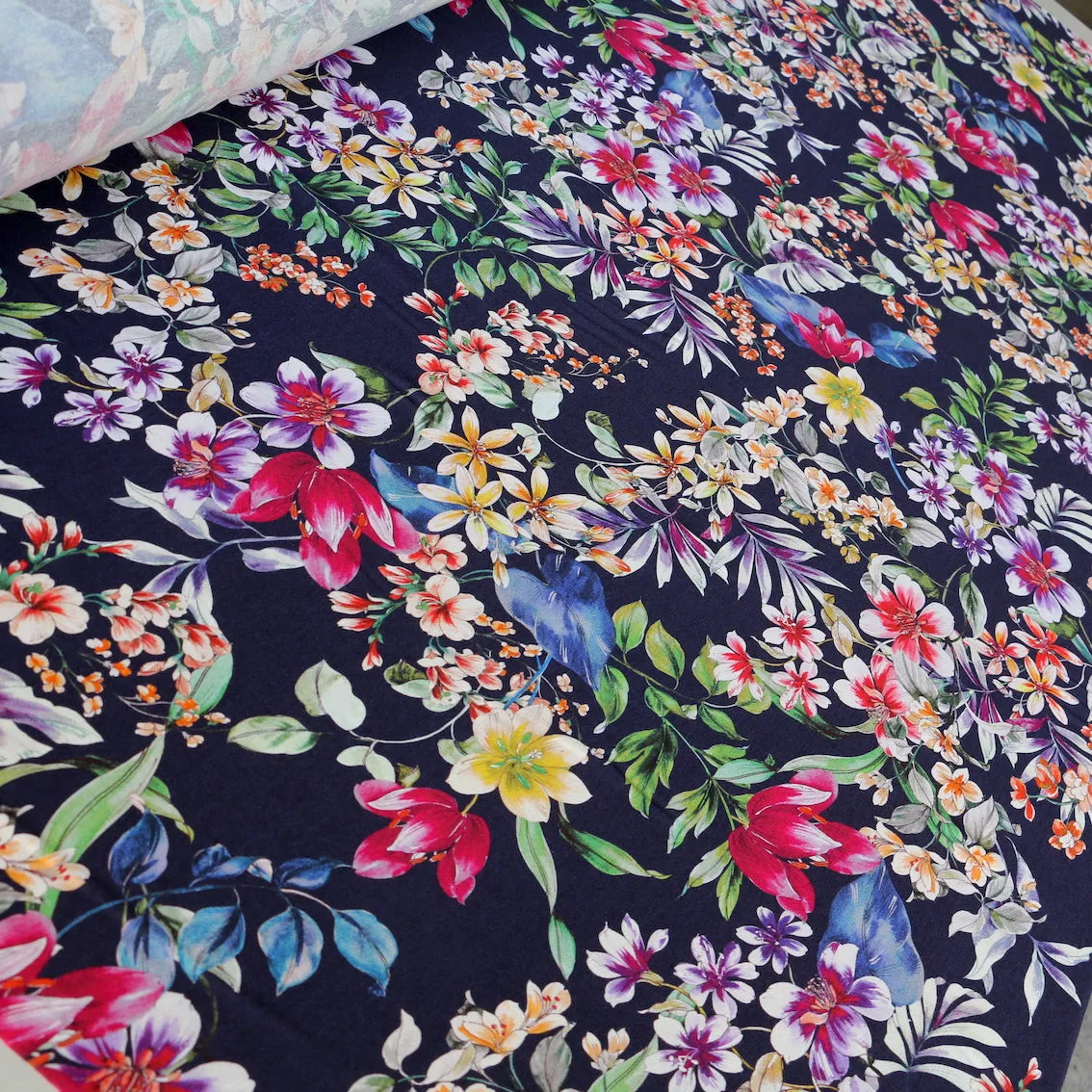 Silva's Garden Navy
