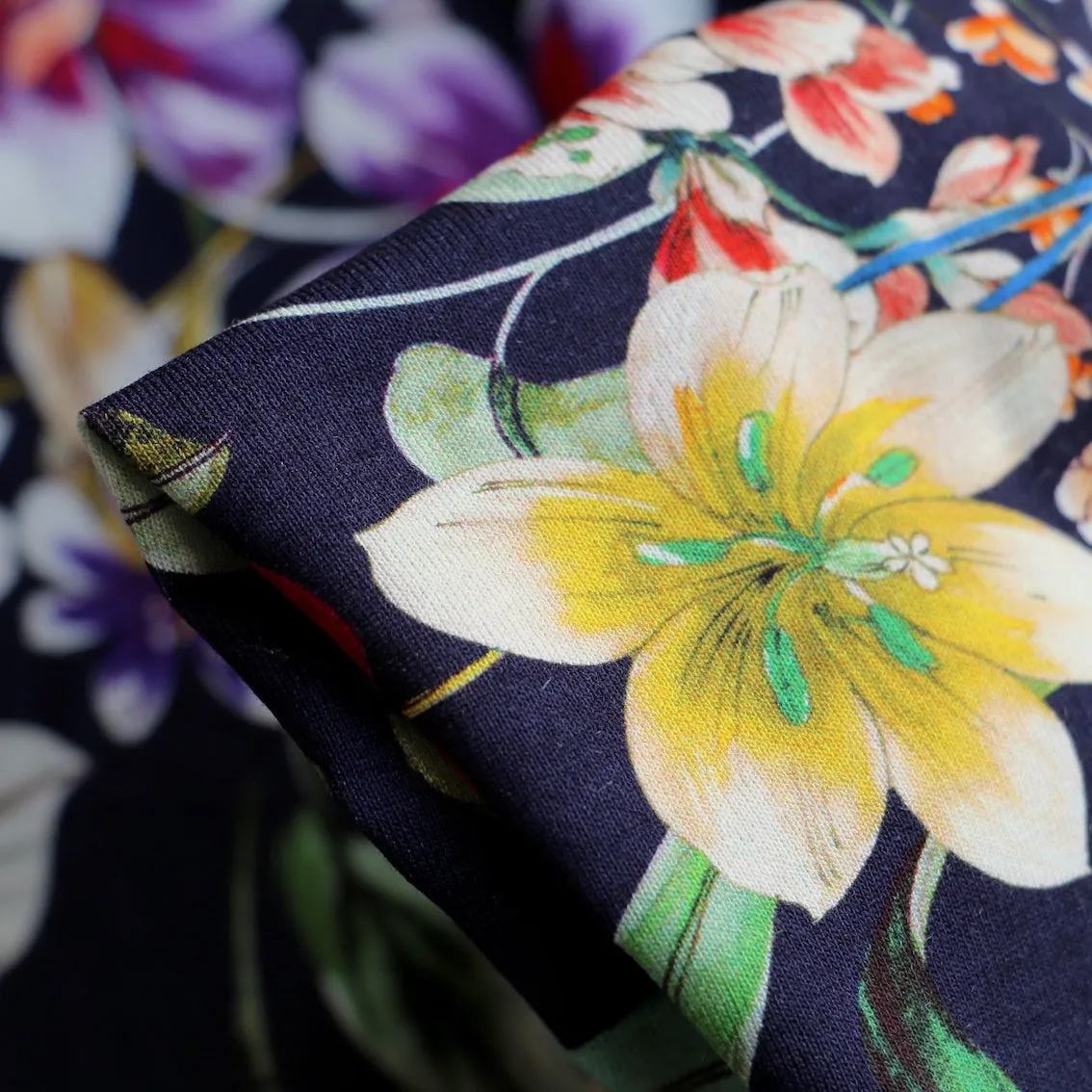 Silva's Garden Navy