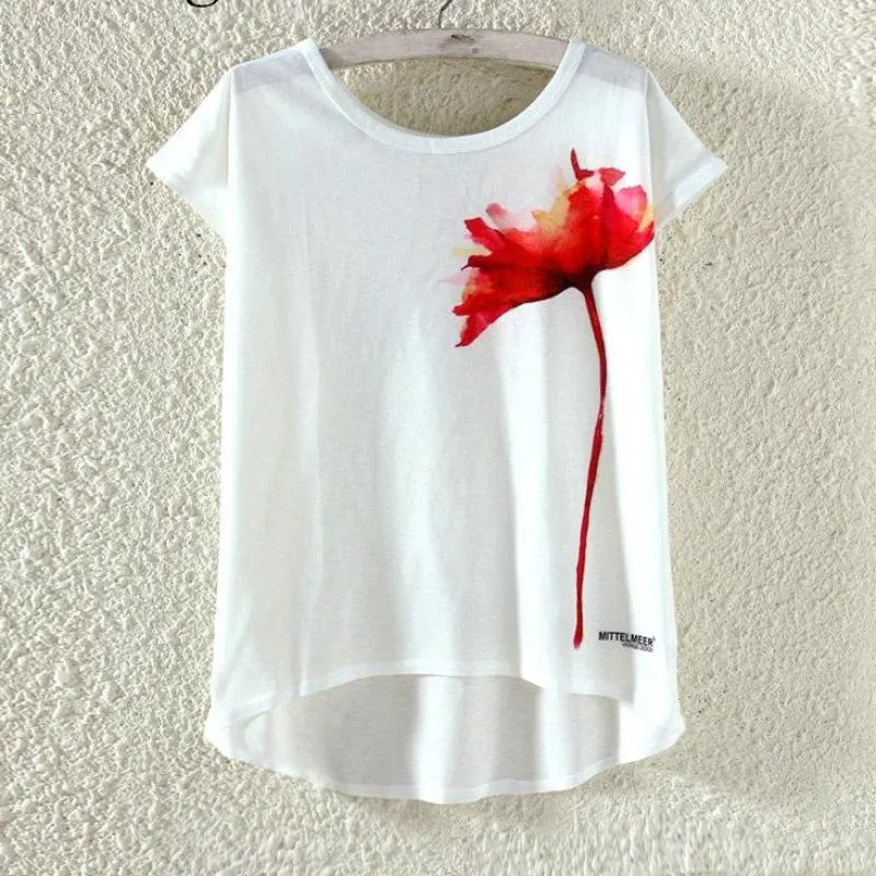Watercolor Giraffe Printed Tees